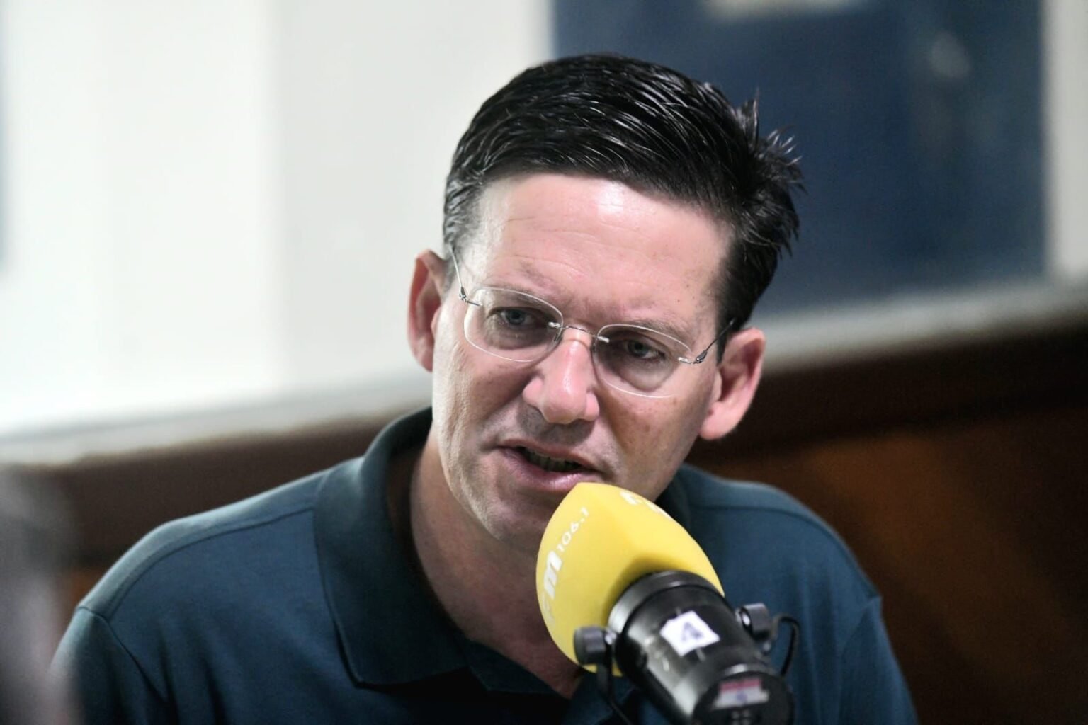 João Roma critica PT e diz que violência, regulação e crise social atingem principalmente os mais pobres na Bahia