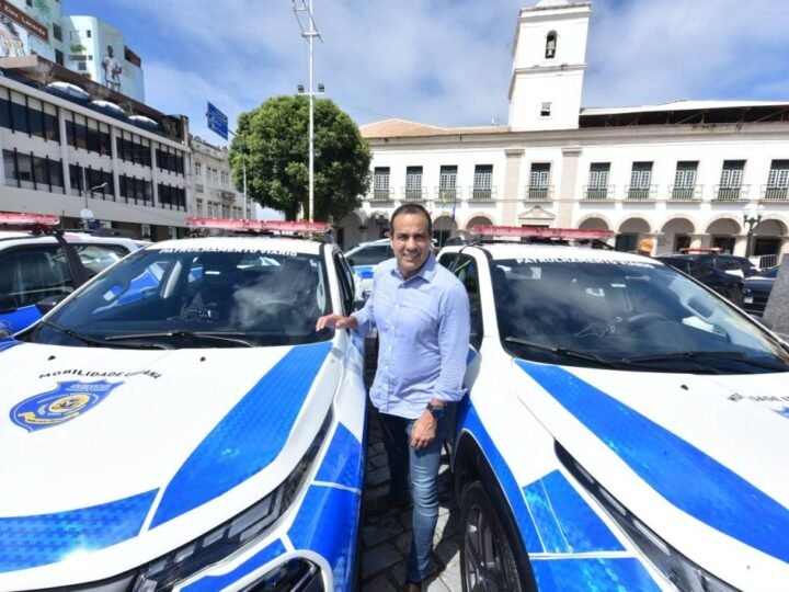 Prefeitura entrega 112 novas viaturas para auxiliar na fiscalização e ordenamento do trânsito