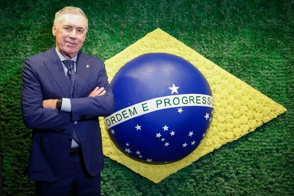 Técnico da Seleção Brasileira, Carlo Ancelotti renova contrato com a CBF até 2030